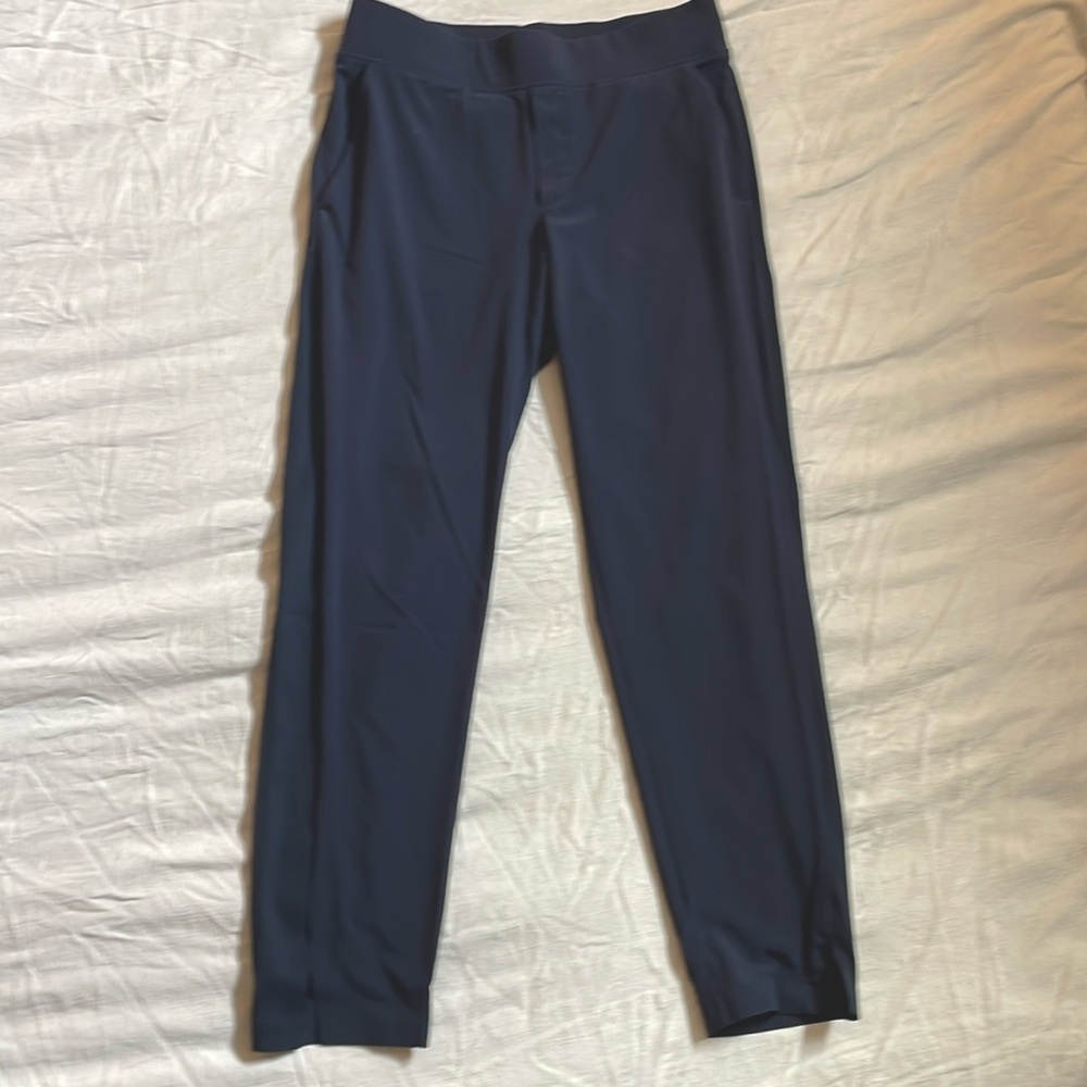 Brooklyn mid rise ankle pant in navy blue